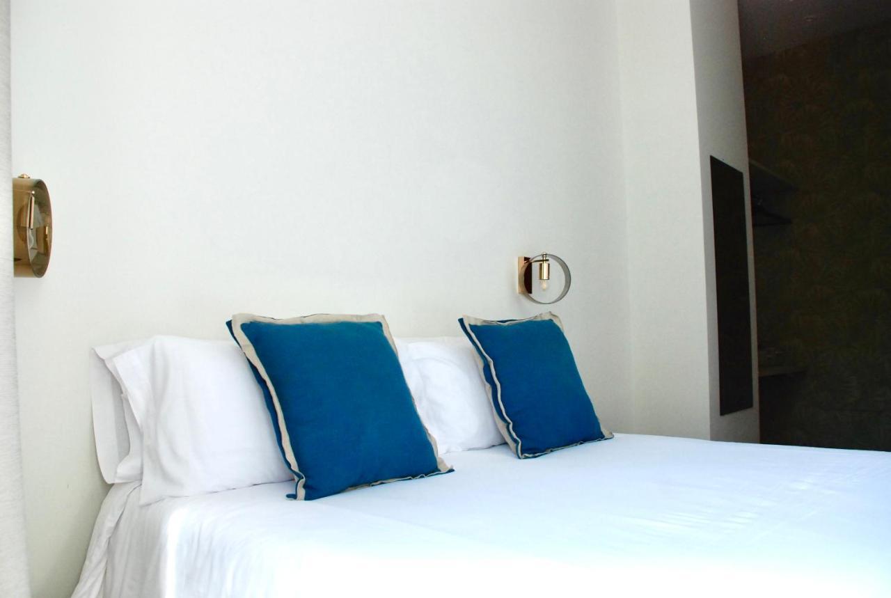 La Casa De La Alameda Appartement Málaga Buitenkant foto