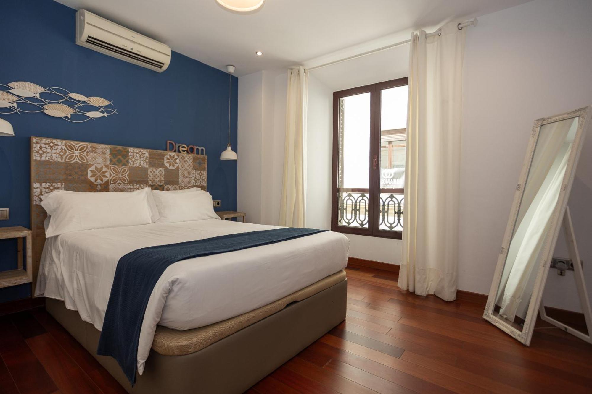La Casa De La Alameda Appartement Málaga Buitenkant foto